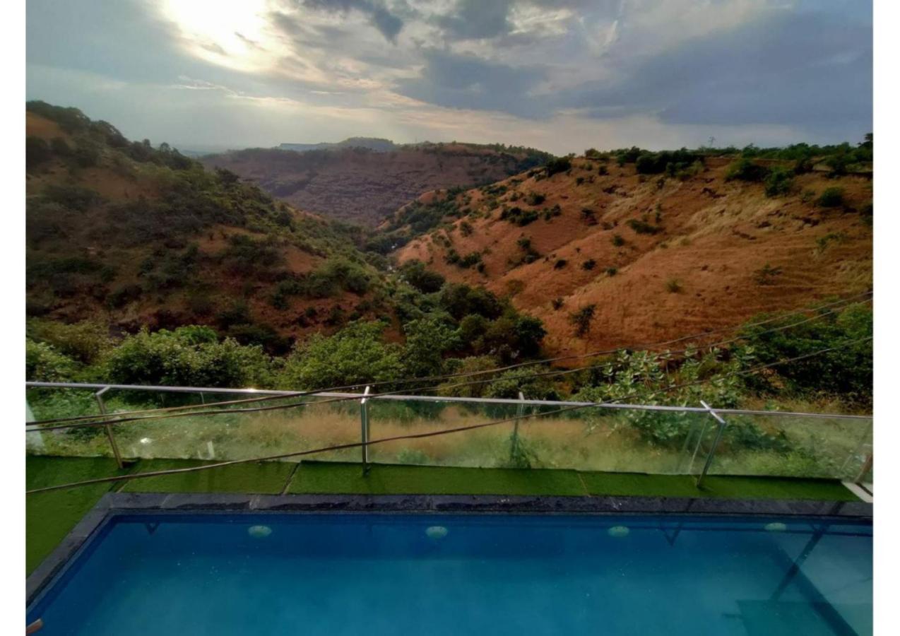 Villa Air Infinity Casa Pool 5Bhk à Igatpuri Extérieur photo