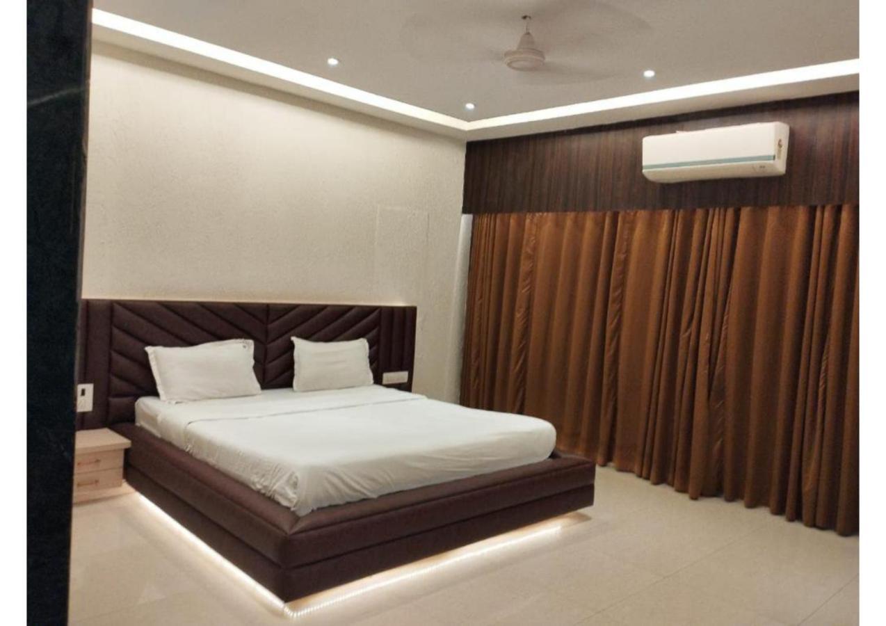Villa Air Infinity Casa Pool 5Bhk à Igatpuri Extérieur photo
