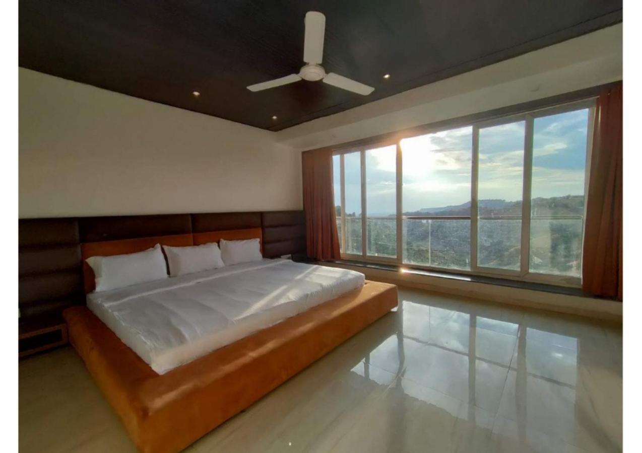 Villa Air Infinity Casa Pool 5Bhk à Igatpuri Extérieur photo