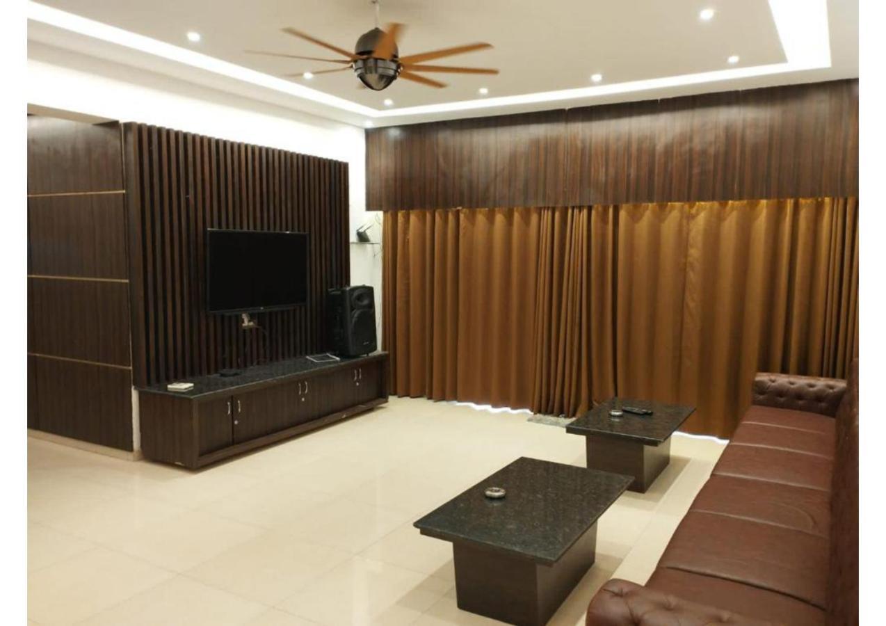 Villa Air Infinity Casa Pool 5Bhk à Igatpuri Extérieur photo